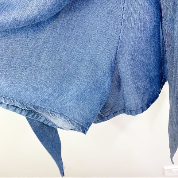 RD Style‎ Chambray Off-the-Shoulder Romper w/Wide Belt and Peplum Sleeves - Picture 7 of 12